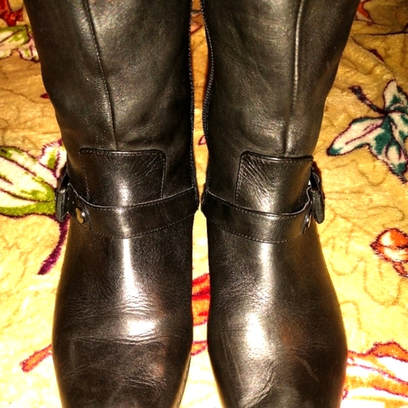 Me Too black leather boots# - Picture 1 of 2